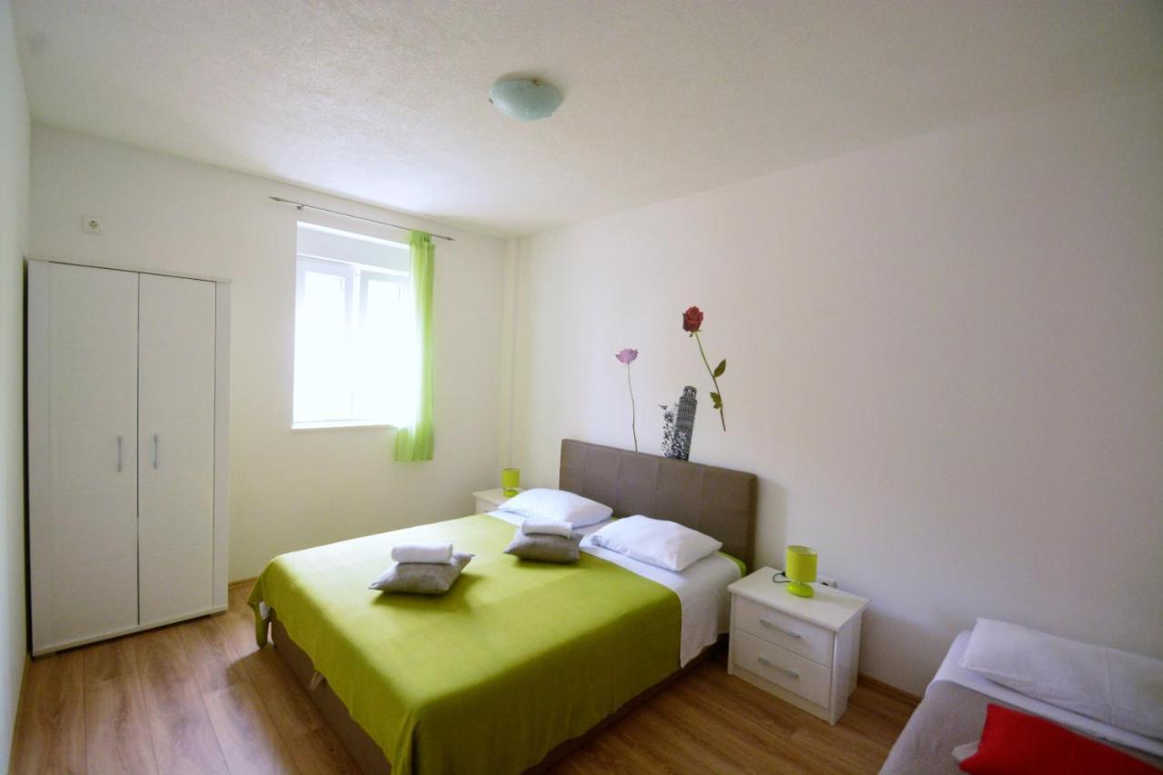 Kala And Tina Apartments ポドストラナ エクステリア 写真