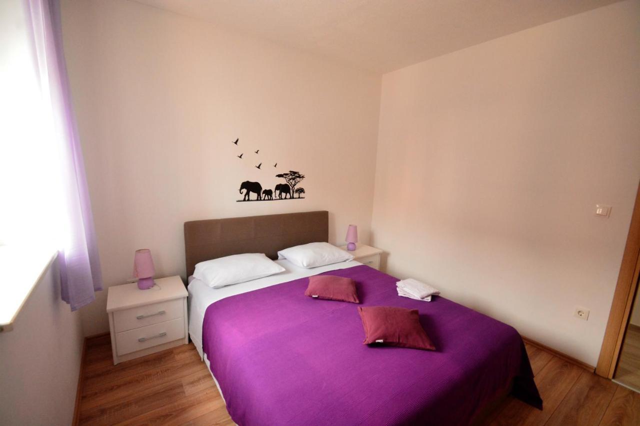 Kala And Tina Apartments ポドストラナ エクステリア 写真